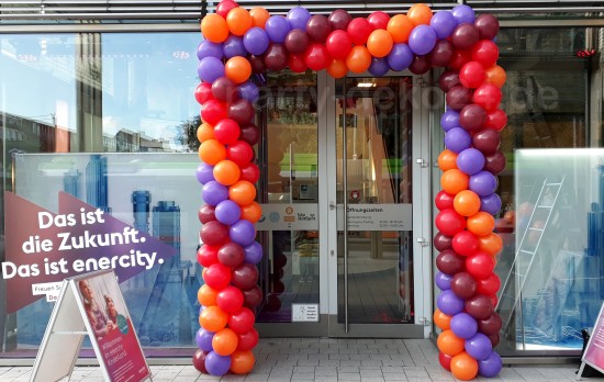 Luftballongirlande Regenbogen