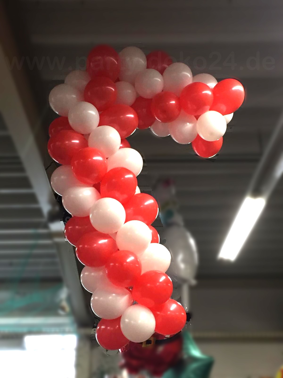 Weihnachtsdeko: Ballondeko mit Luftballons