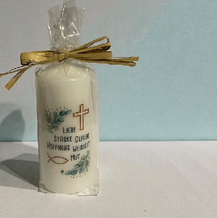 Kerze zur Konfirmation, verpackt Kerze zur Konfirmation, verpackt