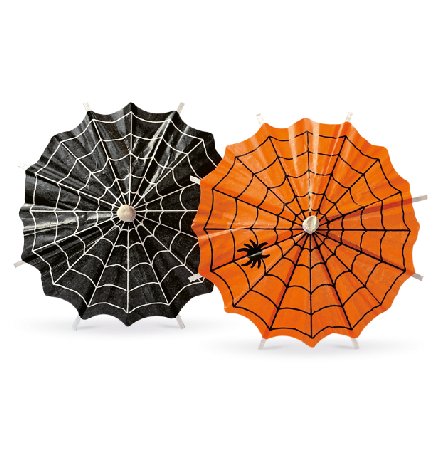 Spinnennetze auf Sonnenschirme