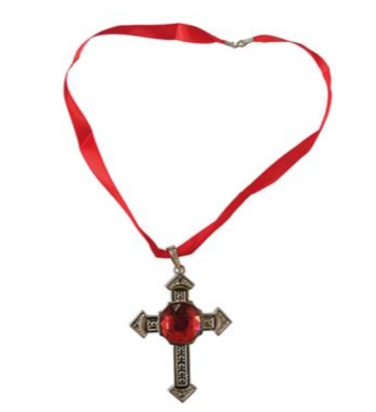 Halskette mit silbernen Kreuz