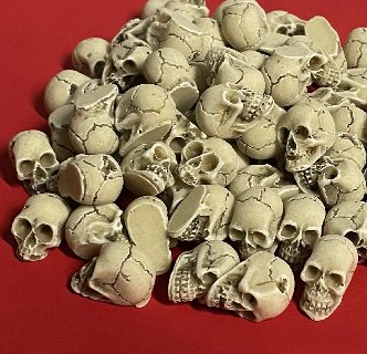 Totenkopf Schädel als Tischdeko, 25 Stück